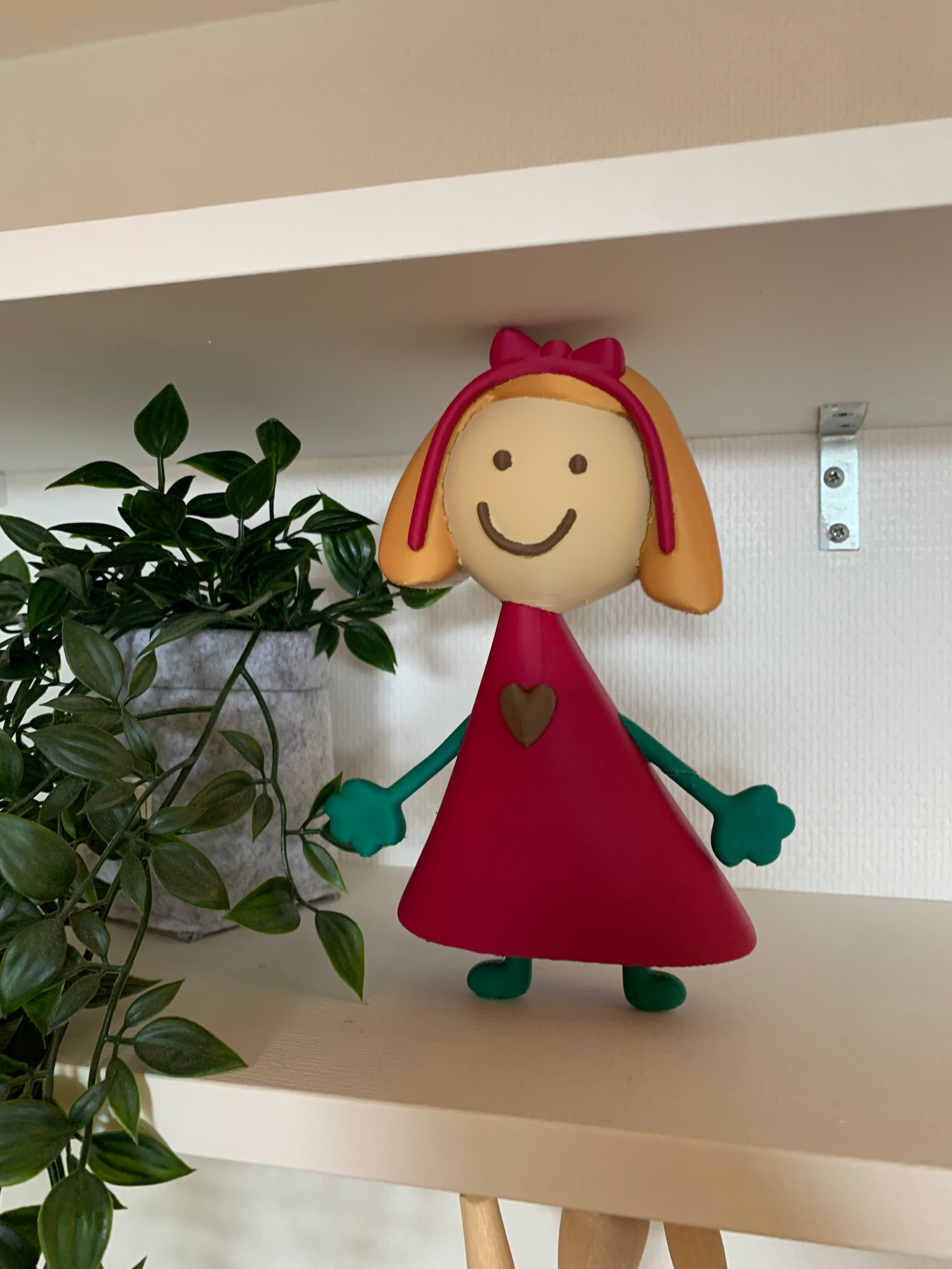 3D printed figurine of the girl drawing